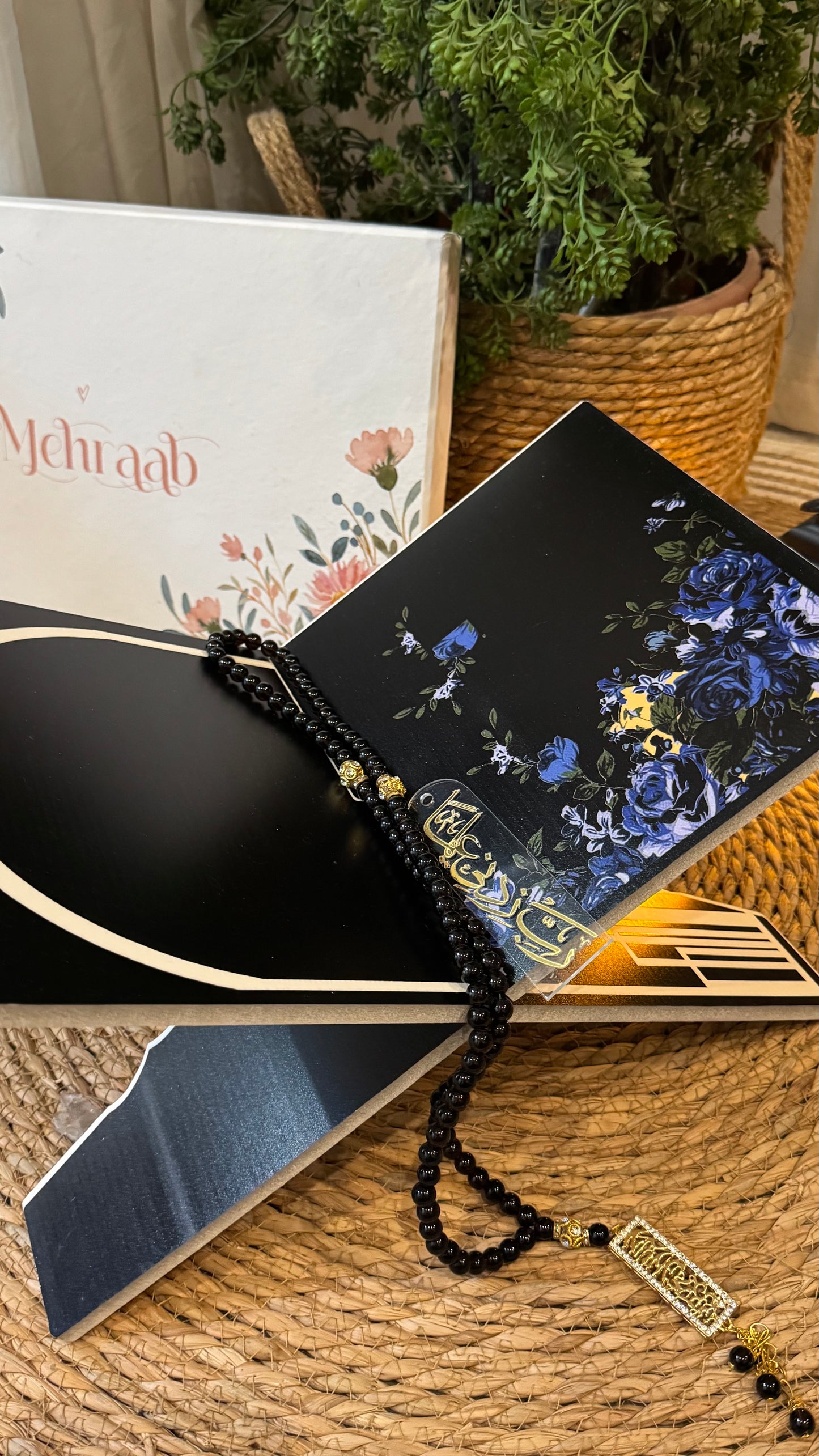 Noir blue elegance Rehal