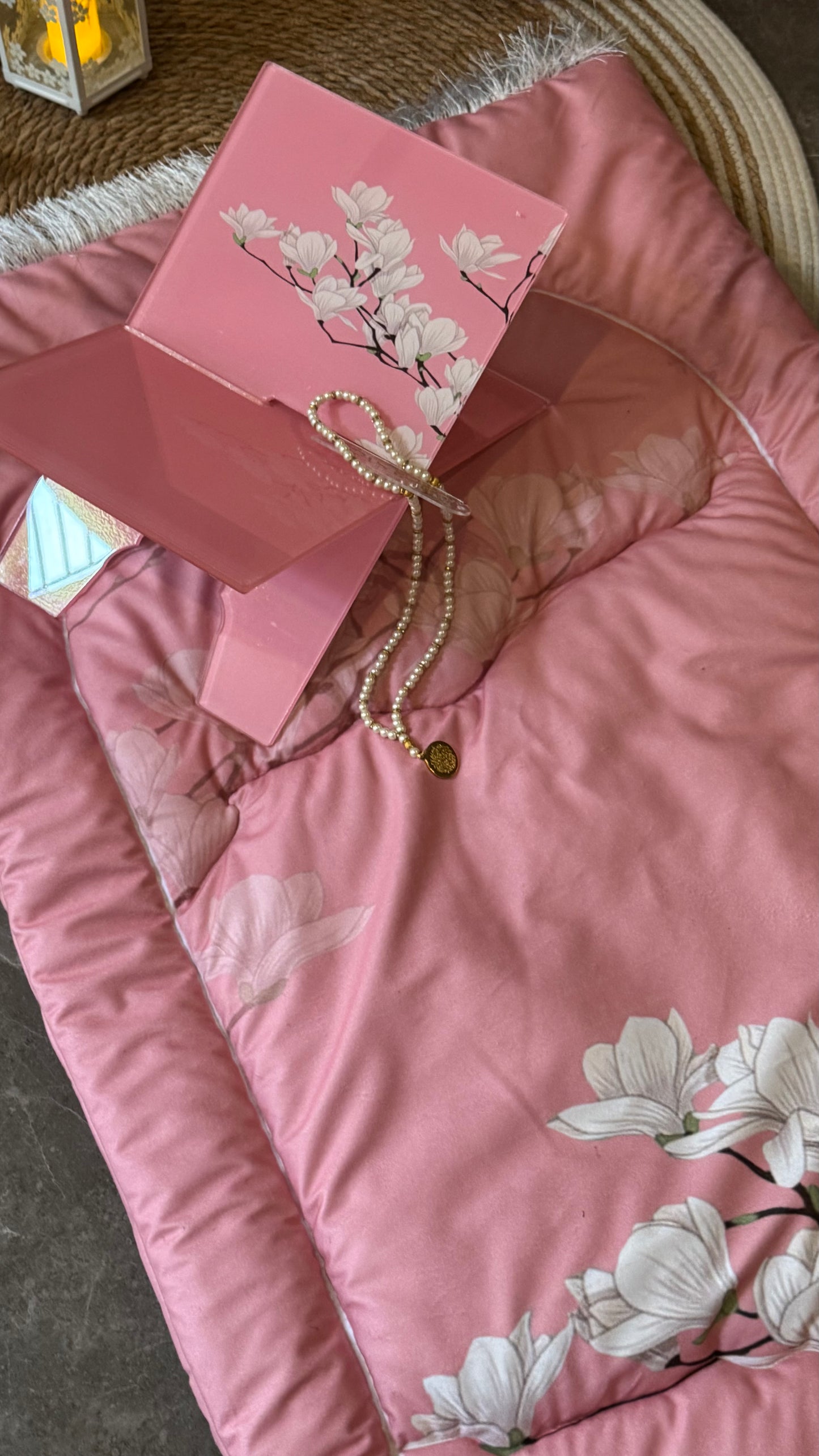 Sakina Blossom prayer mat