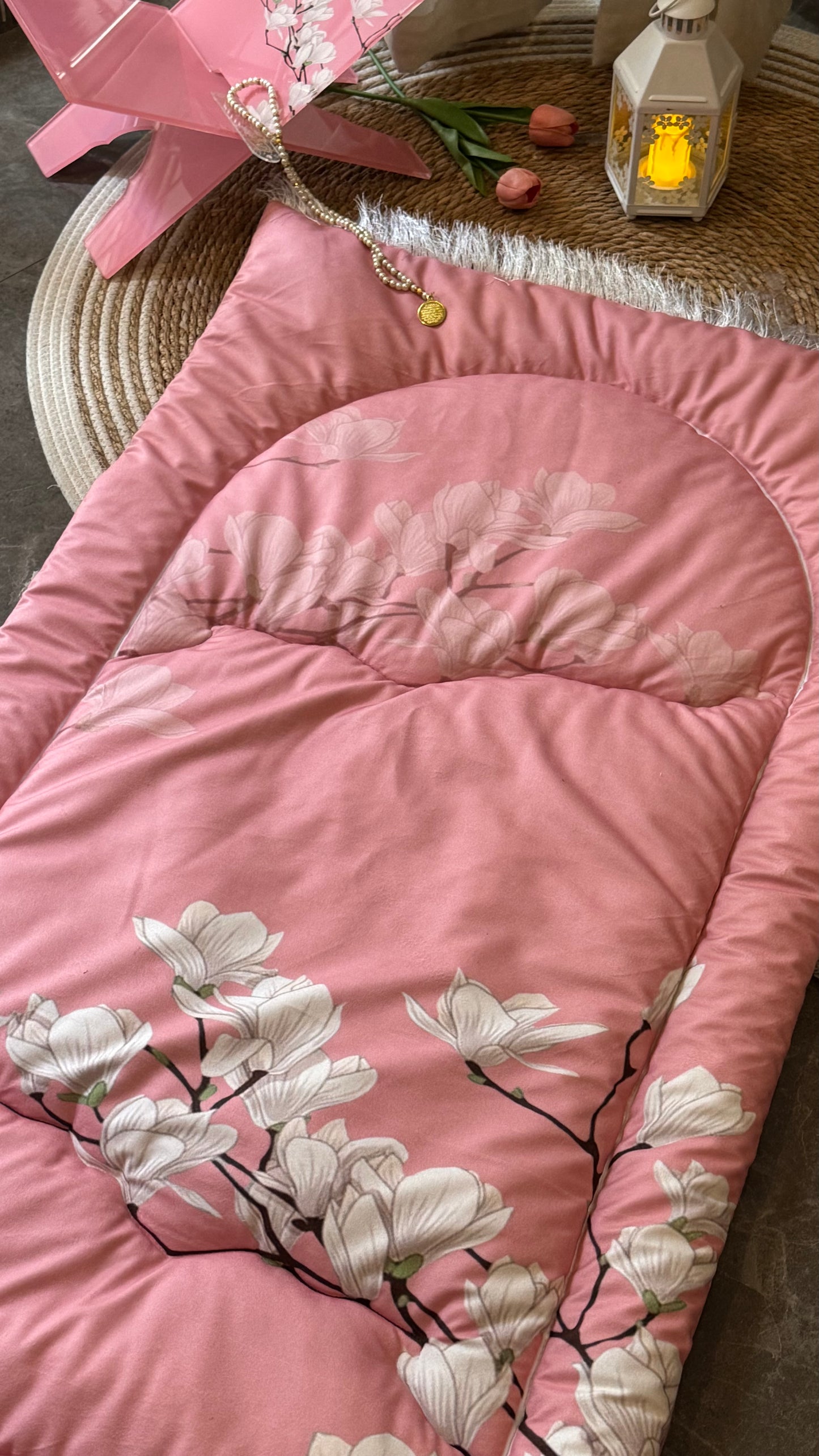 Sakina Blossom prayer mat