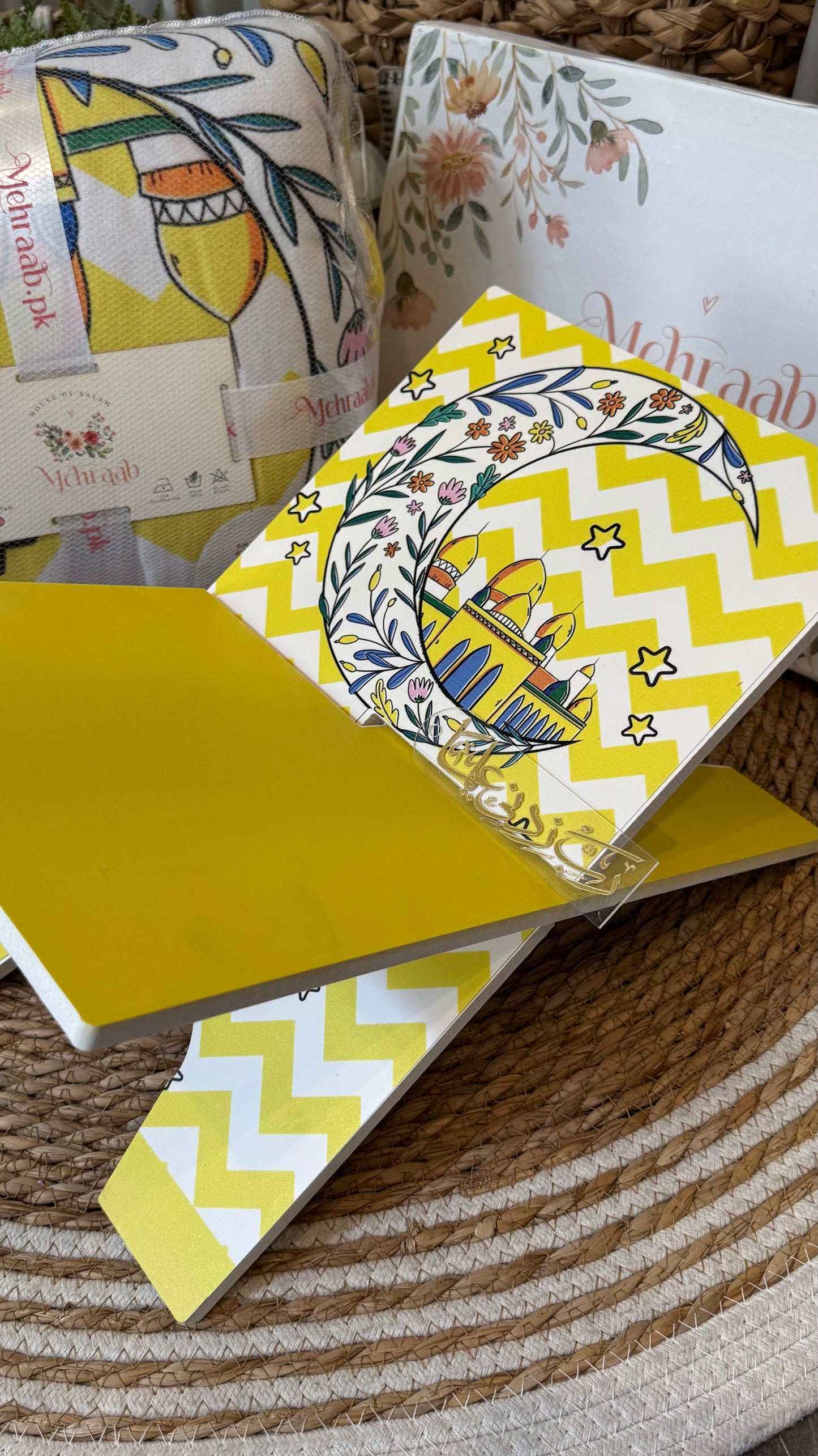 Rk15:Yellow zigzag Rehal.