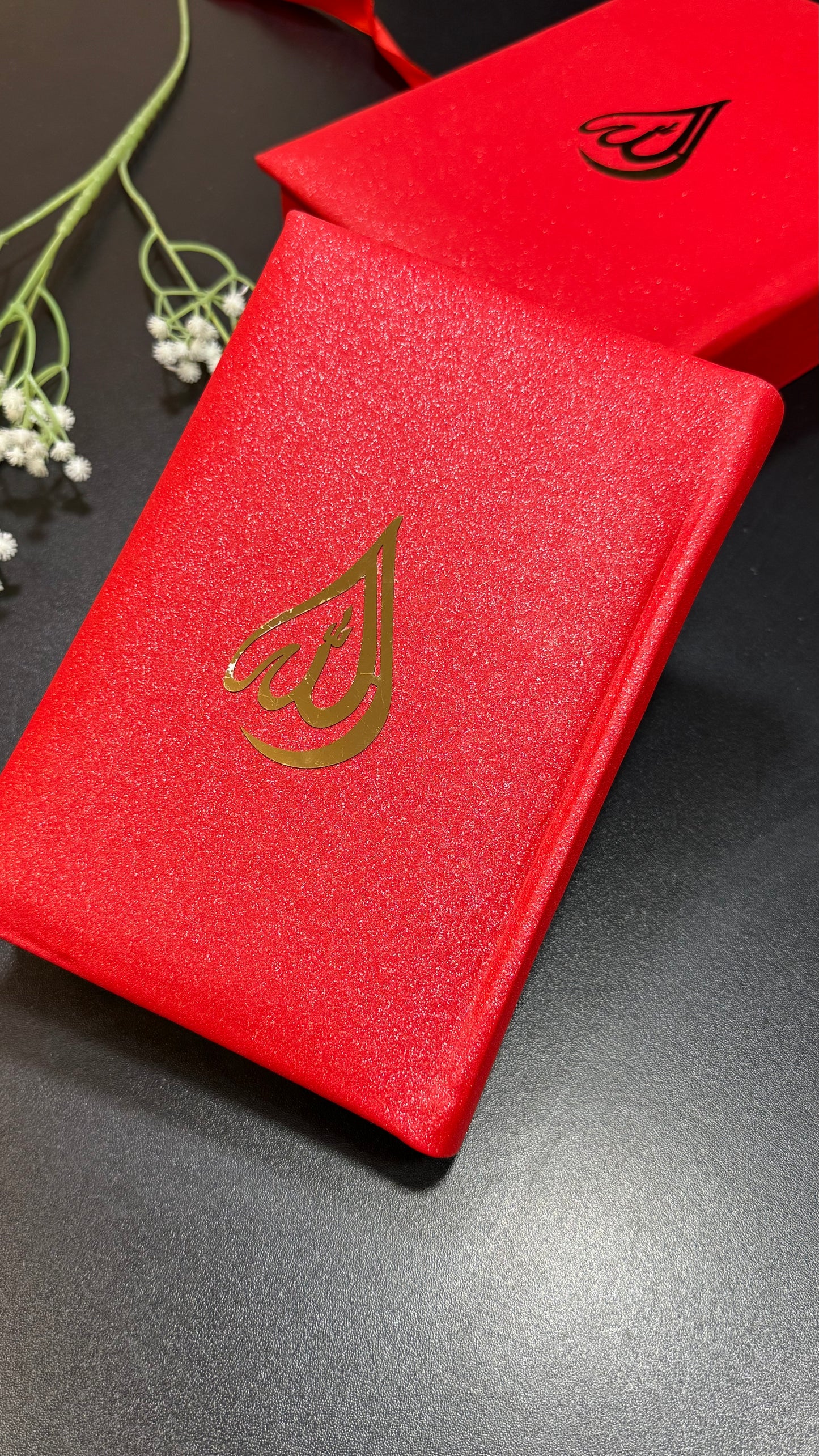 Red Fragrance Quran Pak