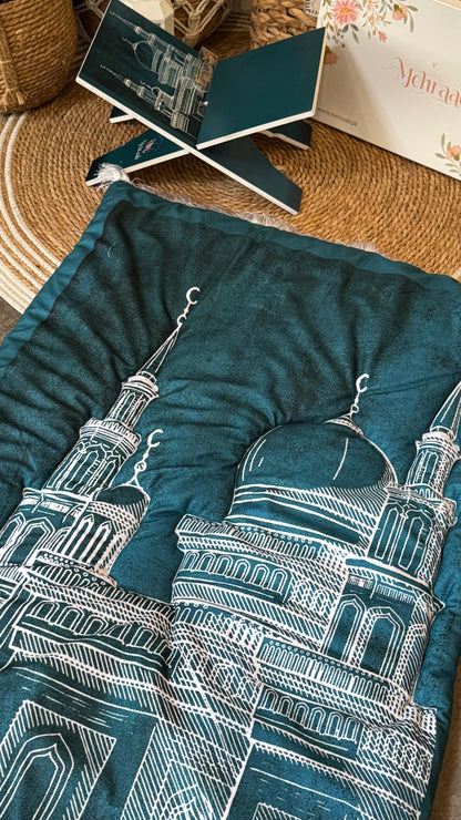 Ad02:Emerald Masjid prayer mat.