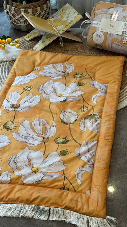 Ad14: Noor Zahra Prayer Mat – Luxury Velvet Janamaz