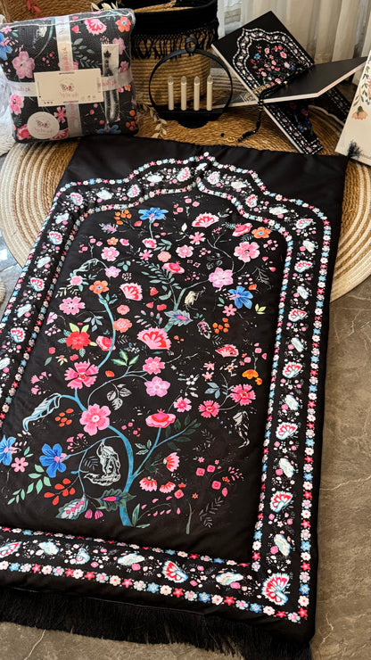 Noor-e-Gul – Midnight Black Velvet Adult Prayer Mat