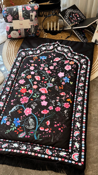 Noor-e-Gul – Midnight Black Velvet Adult Prayer Mat