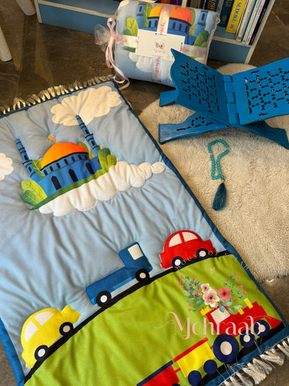 K08:Sky blue prayer mat with colorful cars and a mosque on clouds