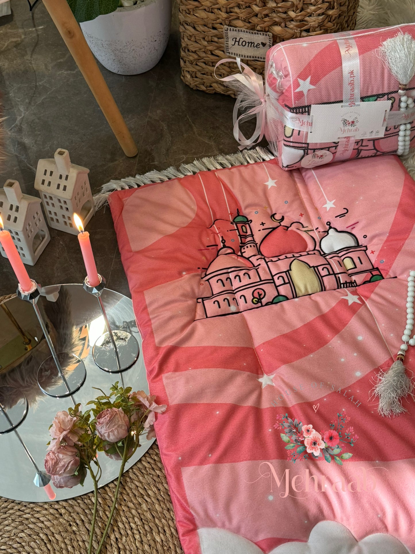 K11:Prayer mat for kids in shades of pink