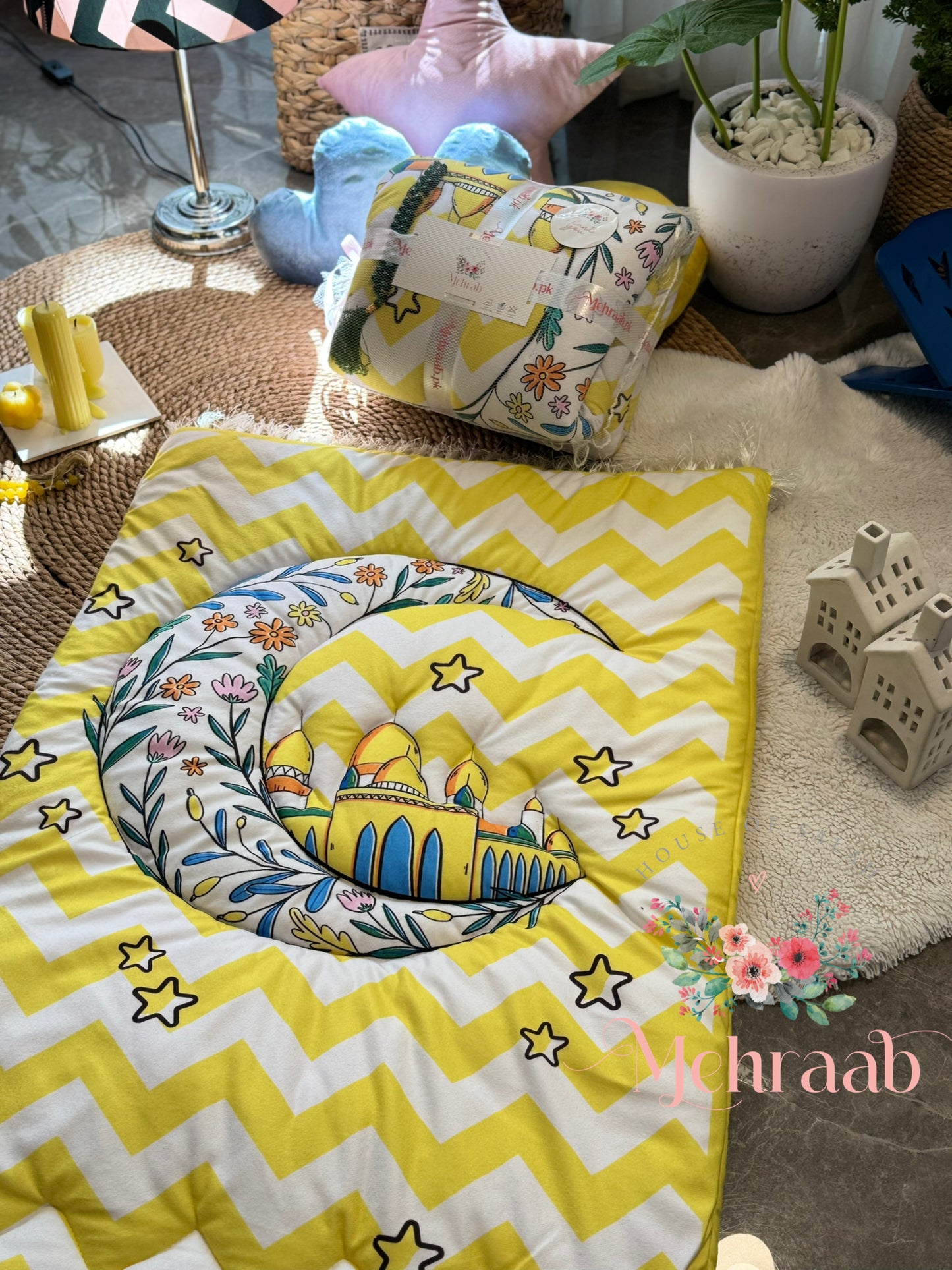 K15:Yellow prayer mat for kids with an embroidered moon