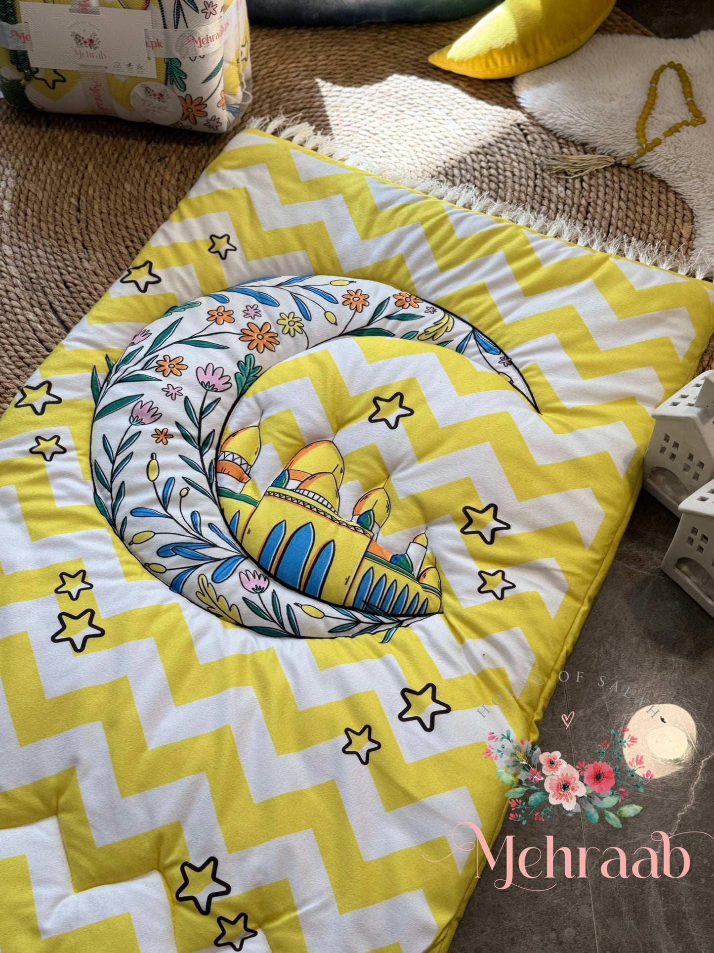 K15:Yellow prayer mat for kids with an embroidered moon